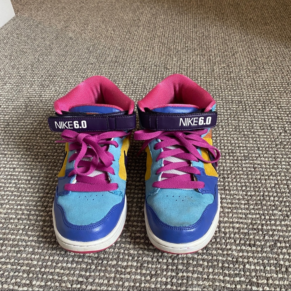 Nike 6.0 size 8.5 womens